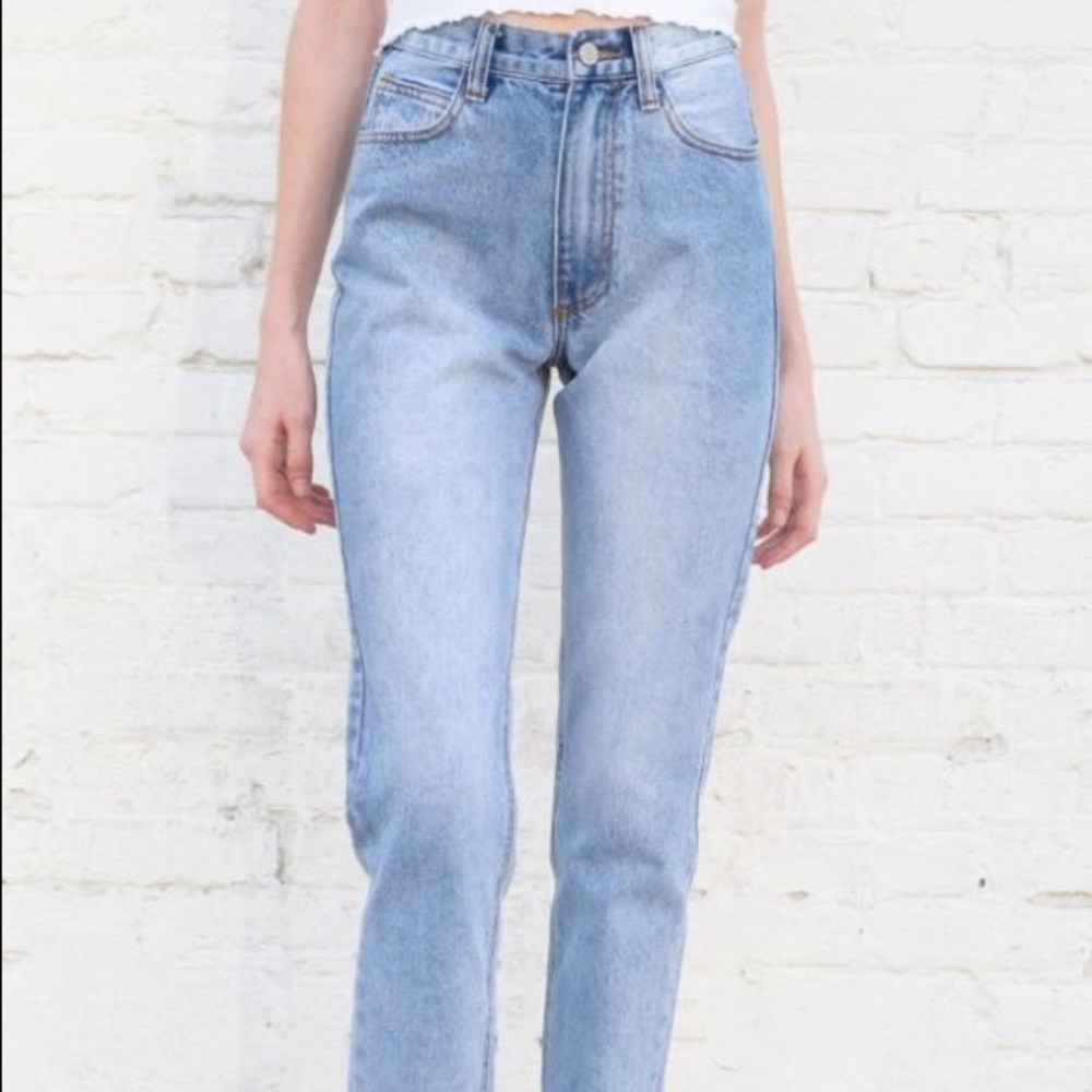BRANDY MELVILLE JEANS